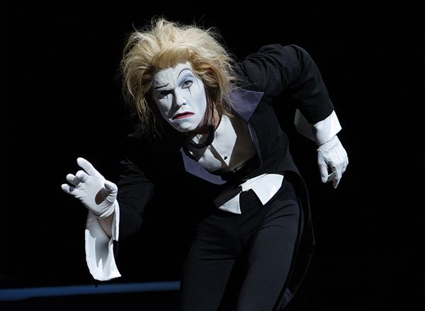 Le Vieux, The Theatre Director